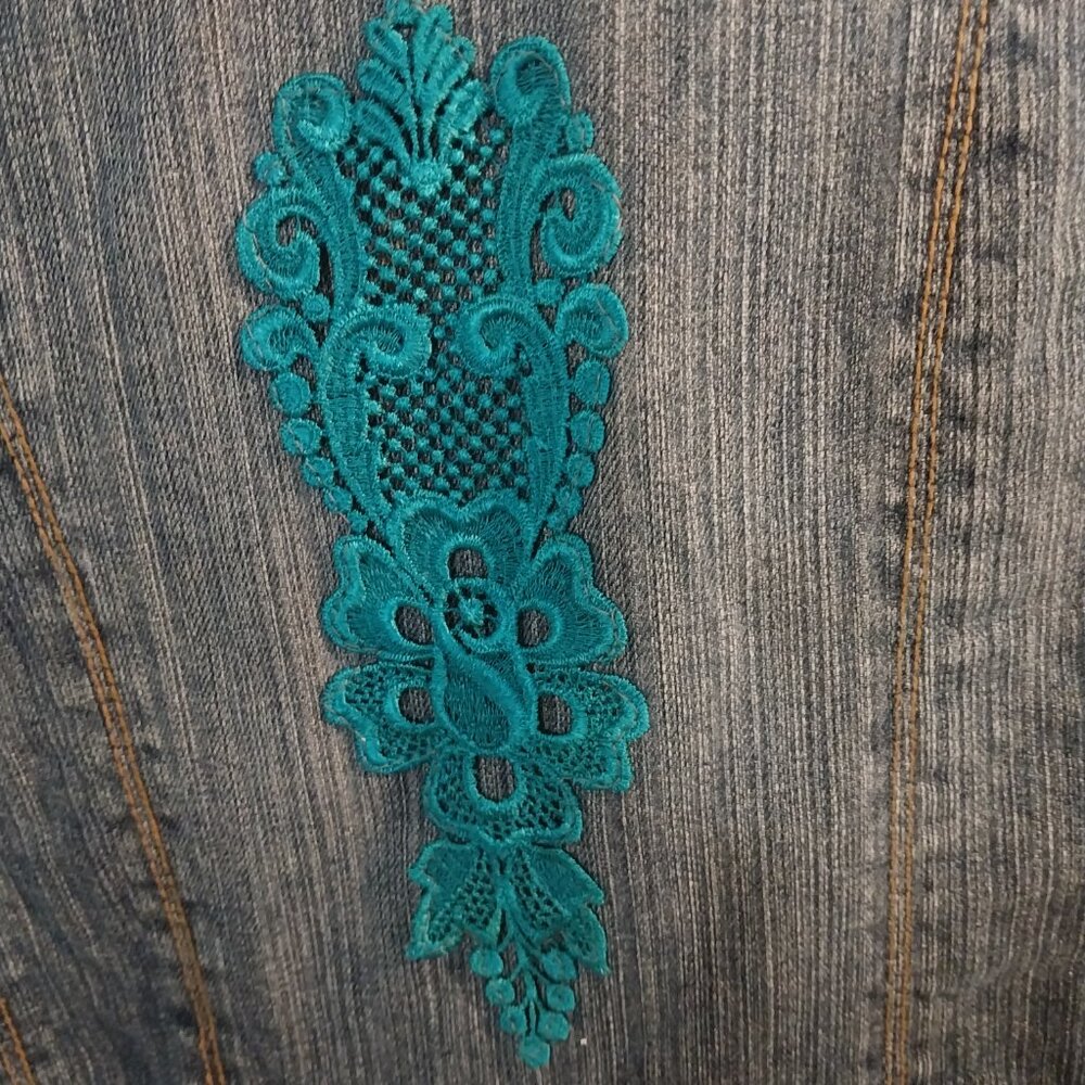 3248 Size Large Faded Glory Upcycled Jean Jacket With Crochet Trim In Dark Teal - Picture 7 of 9